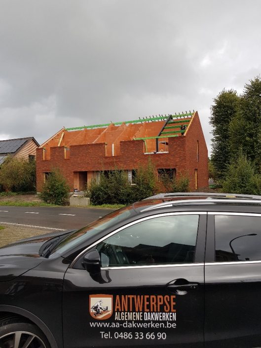 Nieuw dak schoten